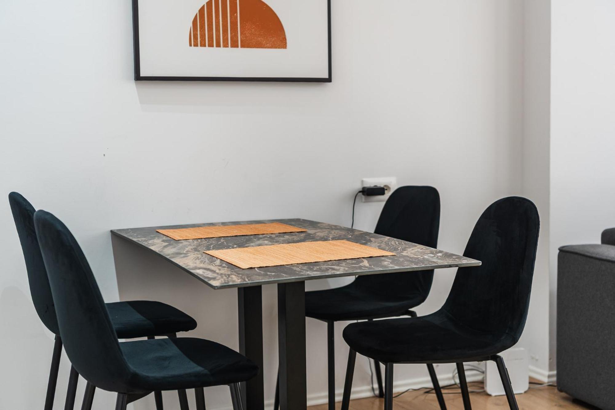 Atelier Apartments By Kondo Stays Tirana Kültér fotó